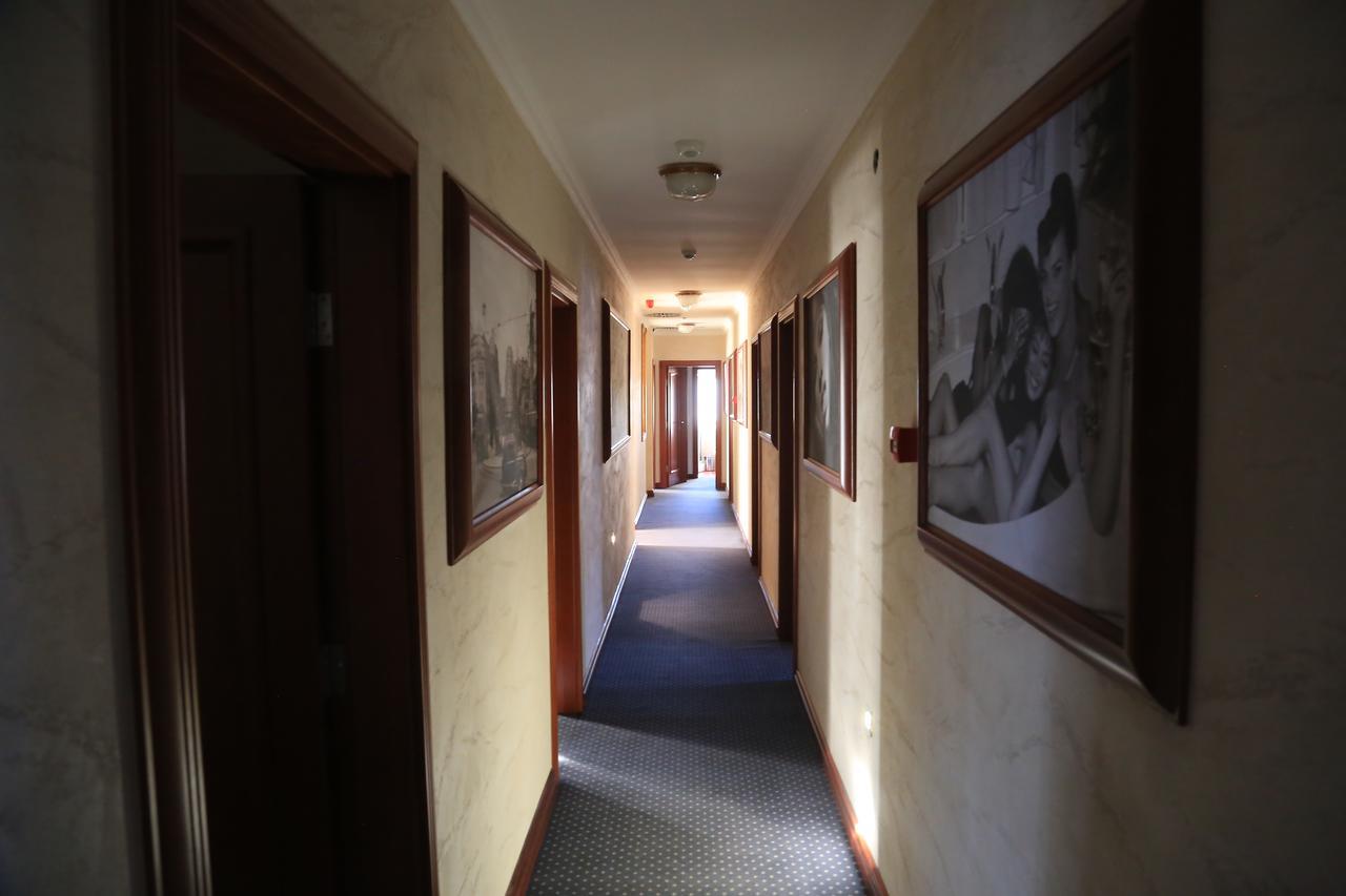 Hotel Village Stari Banovci Dış mekan fotoğraf
