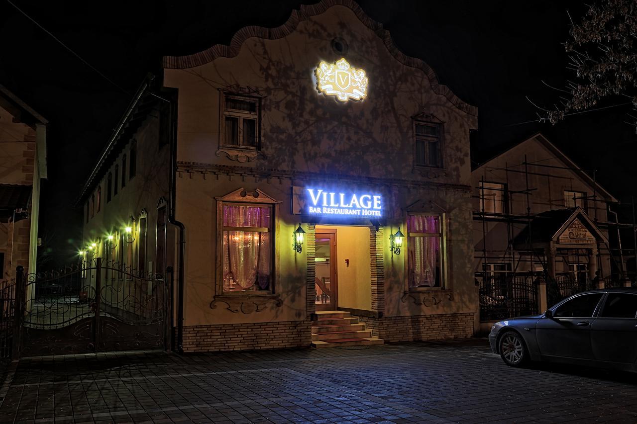 Hotel Village Stari Banovci Dış mekan fotoğraf